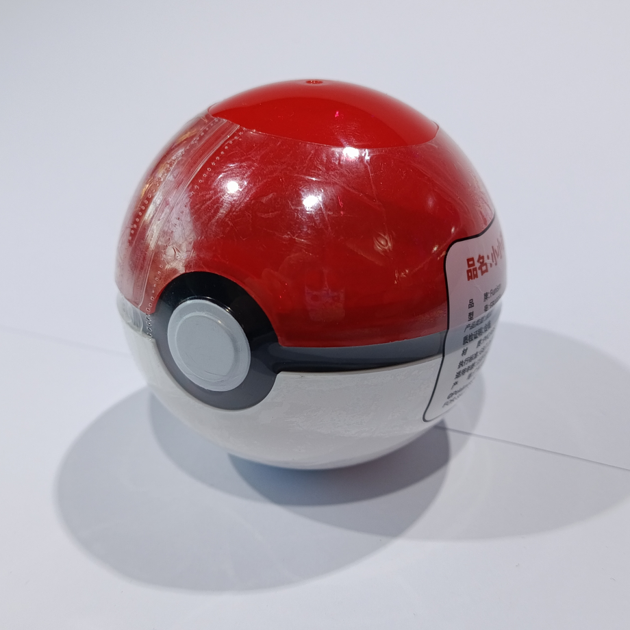 Pokémon Center Pokebola Sorpresa